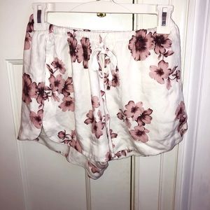floral shorts